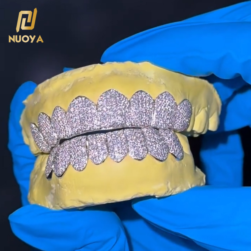 Body Jewelry Diamond - Kişiye Özel Mozanit S925 Gümüş Diş