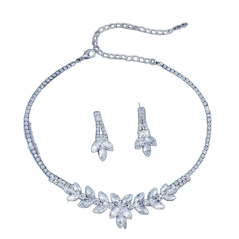 Nefis Rhinestone Gerdanlık Küp - Body Jewelry And Earrings incelemesi ve fiyatı